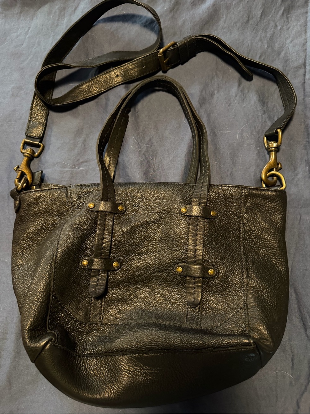 FRYE AND CO. Black Leather Shoulder Bag with Brass Accents